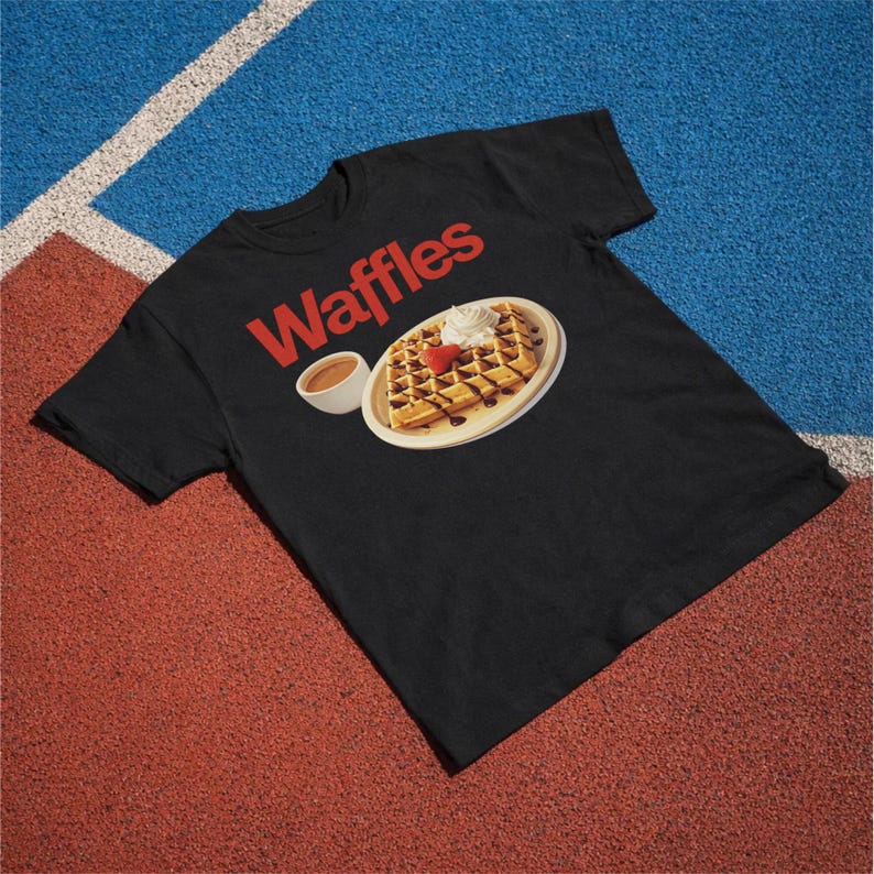 ワッフルTシャツ：レトロなダイナーブランチデザートグラフィックTシャツ、朝食フードシャツ、ワッフル好きへのギフト Black
