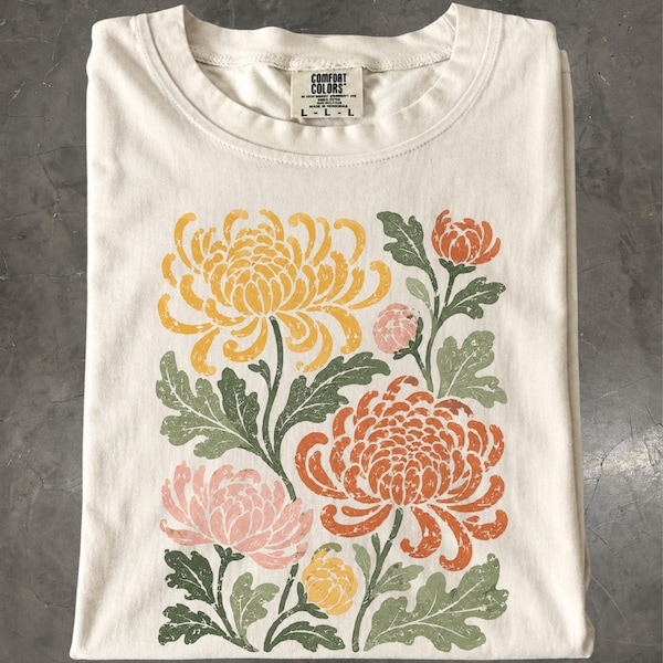 Retro Chrysanthemum Graphic T-Shirt, Distressed Botanical Flower Tee, Cottagecore Garden Shirt