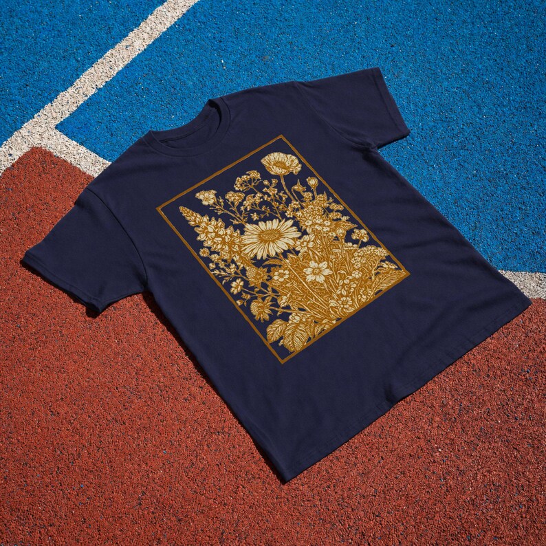 Vintage Wildflower Tee, Golden Botanical Meadow Illustration Comfort Colors Shirt bild 13
