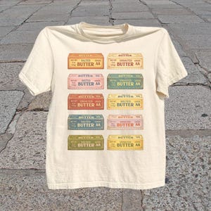 Camiseta con mantequilla: camiseta gráfica con etiqueta vintage de barra de mantequilla