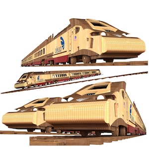 Puede incluir: Maqueta de madera de un tren Acela, con carrocería marrón claro, detalles en marrón oscuro y rayas rojas. El tren tiene el logotipo de Amtrak y una pequeña bandera estadounidense. El modelo está sobre vías de madera.