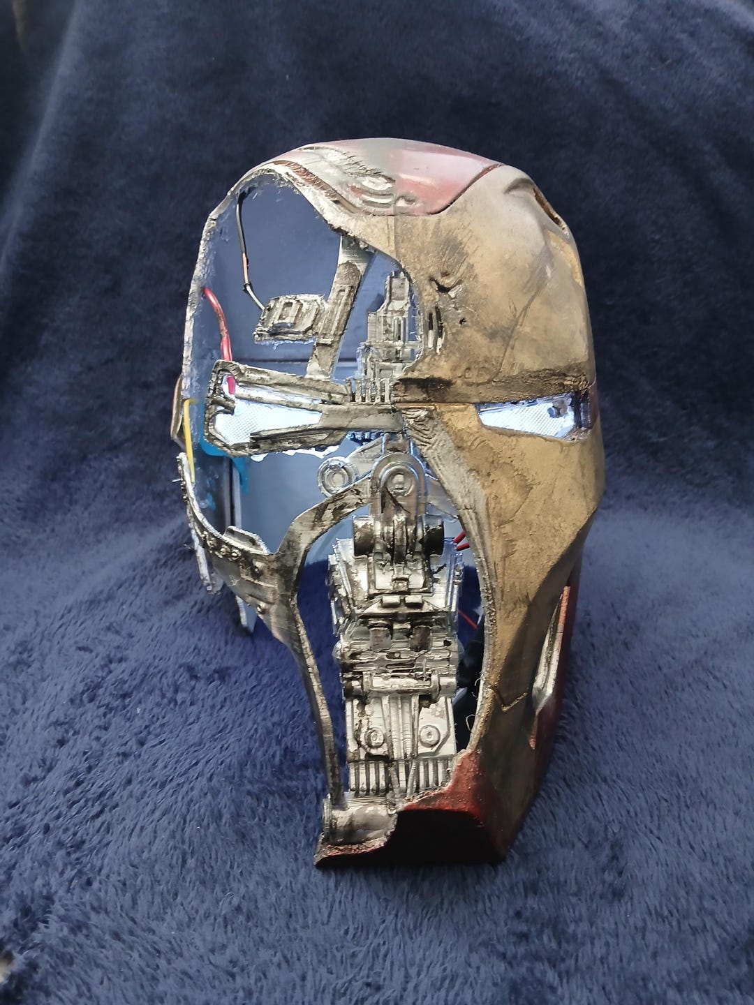 アベンジャーズ/エンドゲーム　マーク50 バトルダメージヘルメット マスタークラフト アベンジャーズ/エンドゲーム アイアンマン