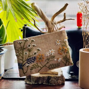 Floral Embroidered Wallet- Vintage floral wallet-Embroidered Flower Pouch-Handmade Makeup Bag, Bridesmaid Gift, Rose Embroidery Bag