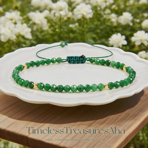 Minimalist Emerald Crystal Bracelet | Healing Chakra Layering Bracelet for Prosperity | Stunning Green Gemstone Bracelet, May Birthstone