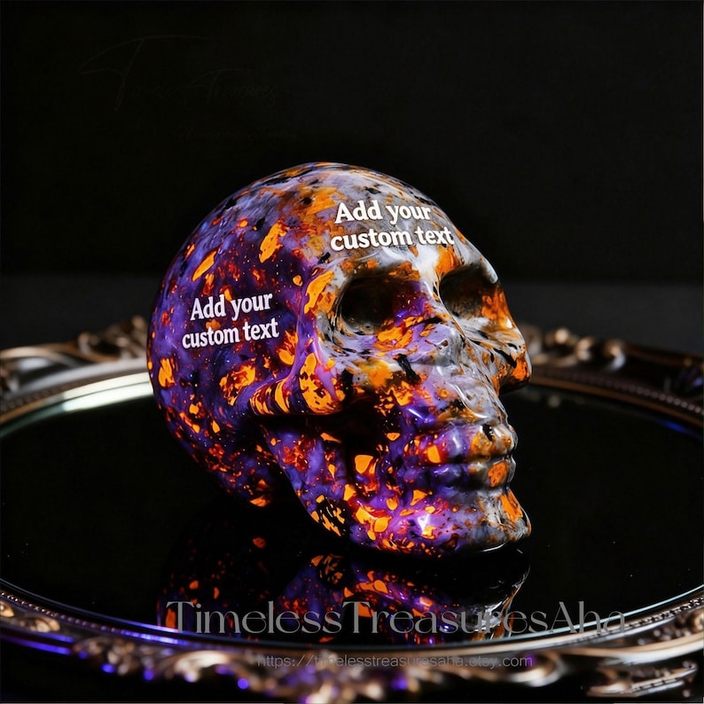 Calavera de yooperlita natural personalizada de 5 cm, cristal fluorescente tallado a mano, piedra de yooperlita que brilla bajo los rayos UV, adorno de cristal, estatua de calavera imagen 1