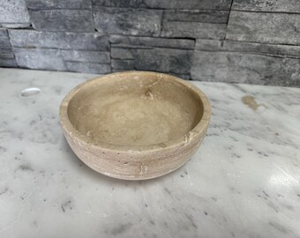 Travertin Schüssel, Dekorative Schüssel, Runde Schüssel, Rustikale Platte, Marmor Schüssel, Naturstein Schüssel, Housewarming Geschenk, Geschenk für Mutter, Boho