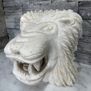Lion Head Statue, Marble Lion Sculpture, Luxury Home Decor, Housewarming Gift, Unique Home Accessories, Marble Sculpture for Rustic Home,