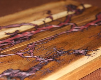 Lichtenberg Acacia Charcuterie Board: Fractal Resin Art - Pink coloured resin
