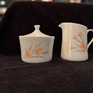 Vintage Corelle Peach Floral Creamer and Sugar Bowl by Corning
