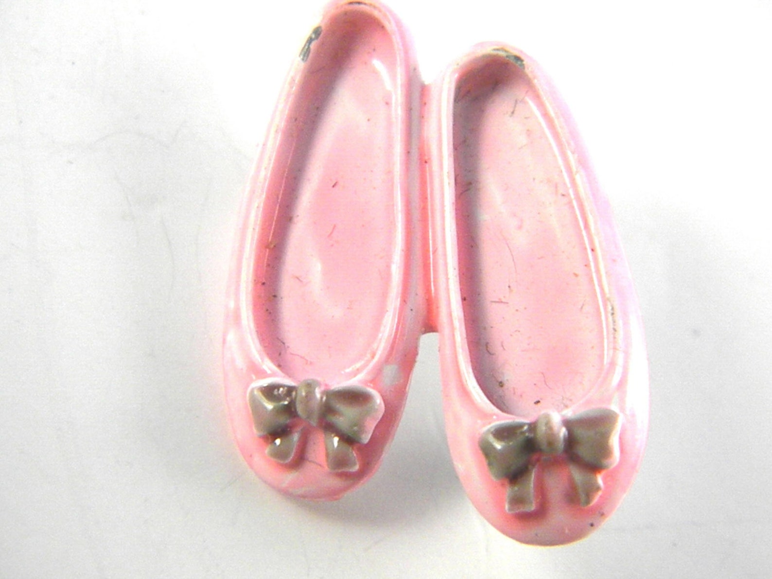 jj jonette pink enamel ballet slippers vintage brooch pin jj jonette pink enamel ballet slippers vintage brooch pin
