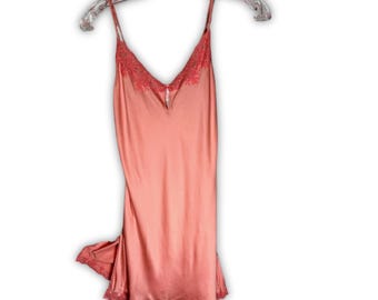 Camisón/camisola de seda rosa con encaje y ribete estilo años 20 de Victoria's Secret, talla XS, estilo balletcore.