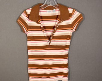 Camisa polo listrada Aeropostale Y2K Juniors Slim Fit marrom rosa laranja tamanho P Henley