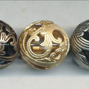 14mm GREAT SWIRL BEAD 3 Colors priced per 10 beads
