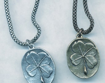 FAB VINTAGE CHAIN  Necklace with Four Leaf Clover Charm 18"  2 Colors