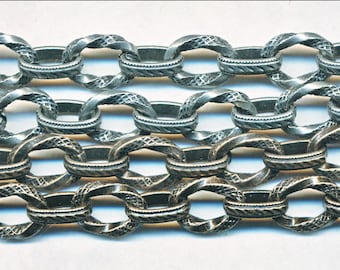 BEAUTIFUL TEXTURED CHAIN-Two Colors  11x9mm sold by foot