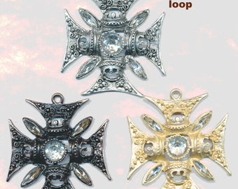 BELLE CROIX EN FONTE avec cristaux Swarovski vintage 1 par commande.