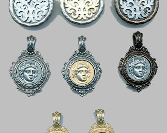 BEAUX PENDENTIFS EN FONTE - Combinaison de deux tons - Deux styles - Un pendentif - 34 mm et 30 mm
