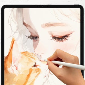Op de afbeelding: Een digitale illustratie van een vrouw met lang blond haar en een kat. De vrouw is getekend in aquarelstijl en heeft haar ogen gesloten. De kat is oranje en wit en kijkt naar de vrouw. Een hand houdt een stylus vast en tekent op een digitaal tablet.
