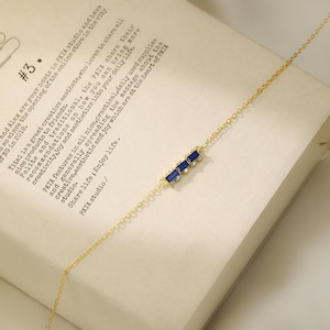 Collar con piedra natal de la familia Baguette • Collar con piedras preciosas • Regalo personalizado • Joyas con piedra natal para la madre • Regalo de cumpleaños • Regalo para mamá