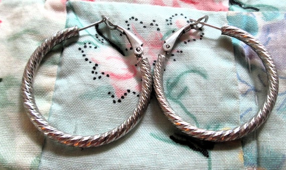 Vintage Sterling Silver Patterned Hoop Earrings - image 1