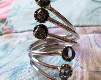 RING - 3 METEORITE - Campo del Cielo - ARGENTINA - 3 Gemstones - Two  tone -Sterling Silver - 925  - Size 7 1/2  black472