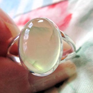 RING - PREHNITE - Oval - Sterling Silver - Size 10  Green115