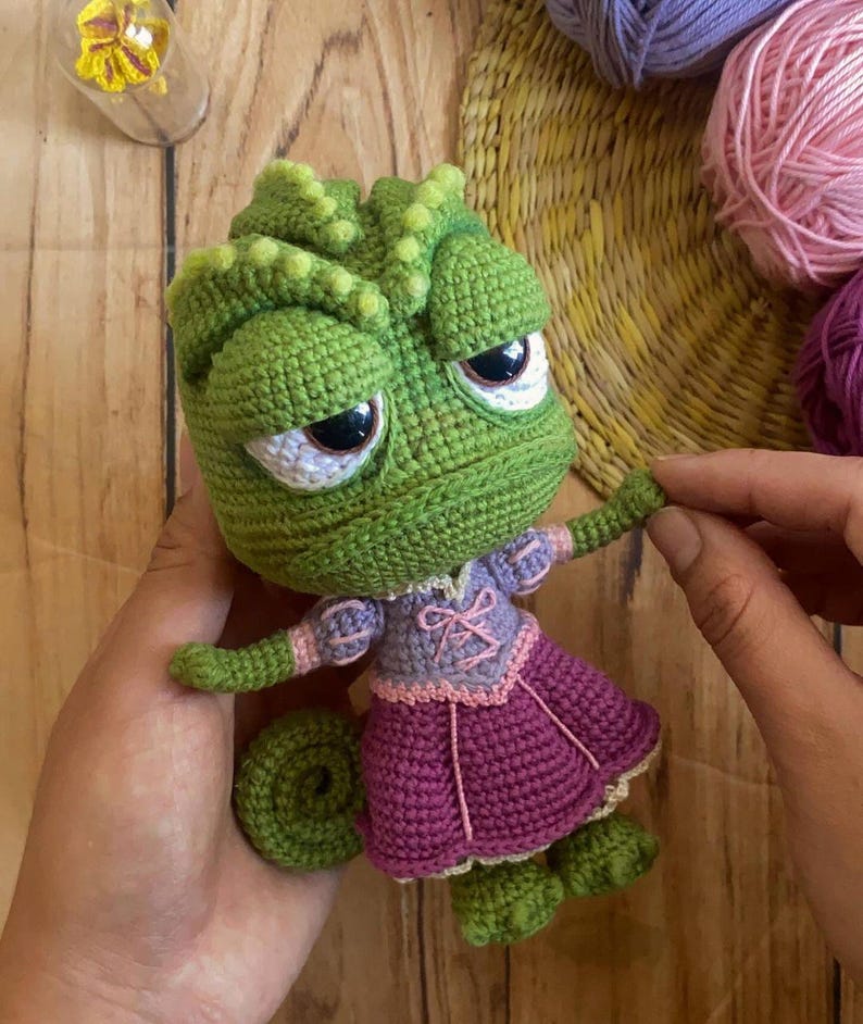 Patron Pascal PDF Patron au crochet pour poupée Pascal Le caméléon ...