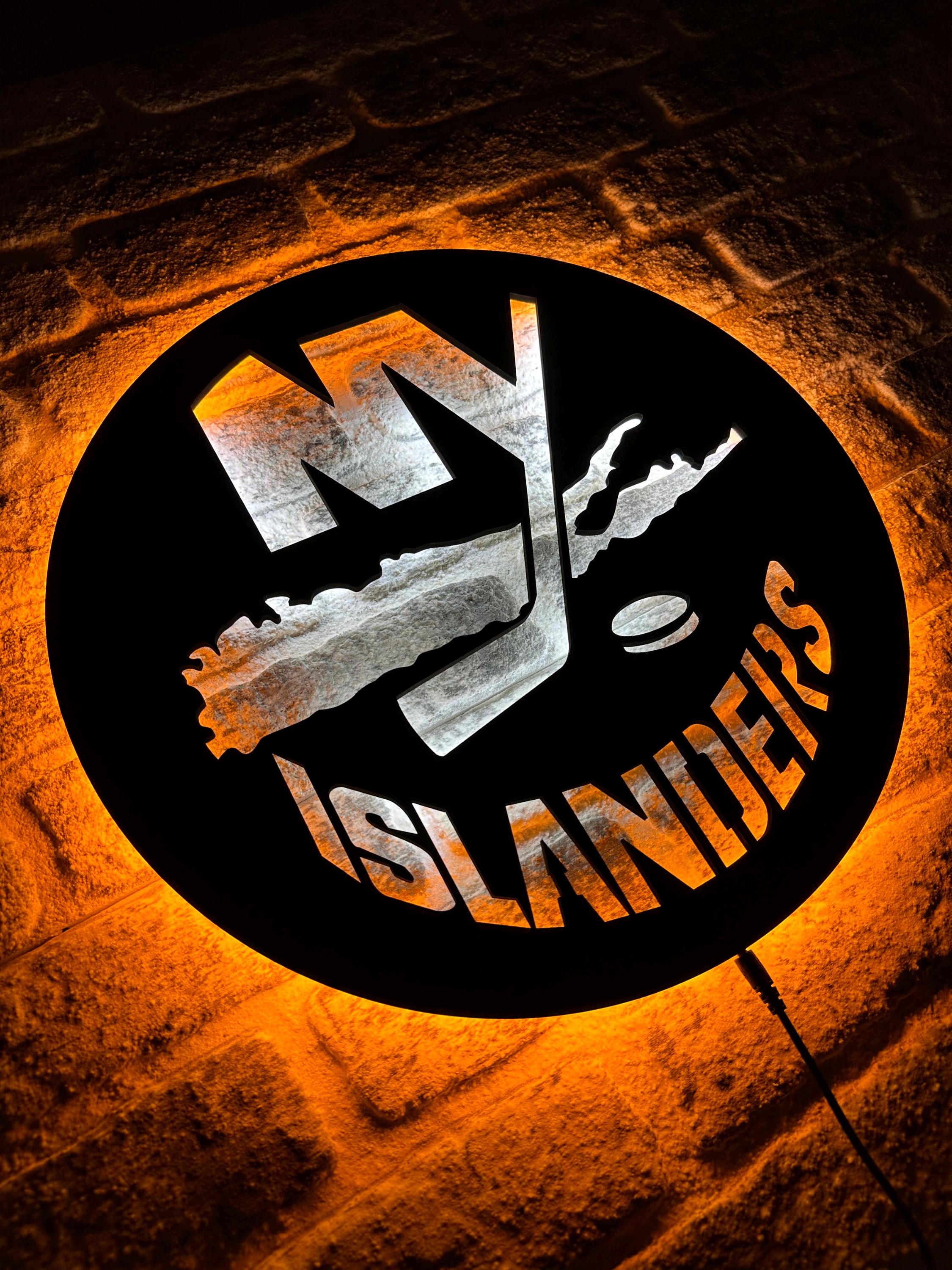 LogoArt NewYork Islanders lady battery water resistant   Silver and gold w/date New York Islanders Logo and symbol, meaning, history, PNG, brand main image 2
