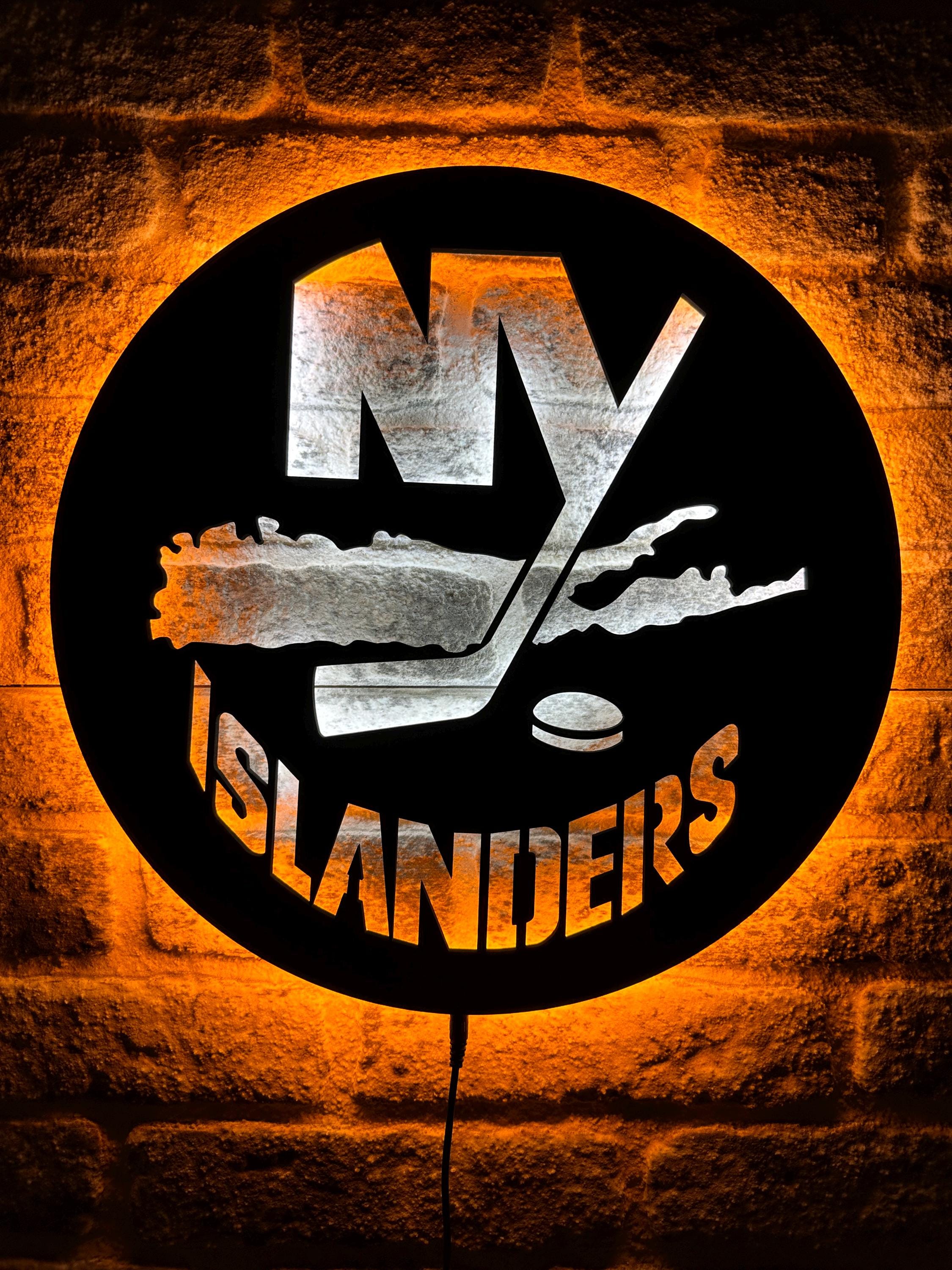 LogoArt NewYork Islanders lady battery water resistant   Silver and gold w/date New York Islanders Logo and symbol, meaning, history, PNG, brand main image 3