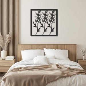 Arte murale in metallo con fiori boho: pannello ad arco nero moderno