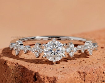 Lab Grown Round Cut Diamond Cluster Ring, 14K Gold Floral Engagement Ring For Gift, Lab Diamond Ring For Bridal Gift, Promise Ring For Her