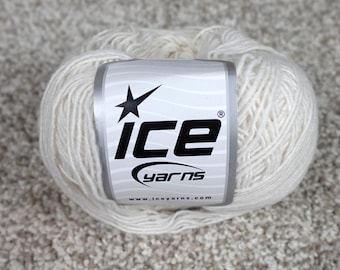 Ice Yarns Ande Alpaca White Fine Weight Yarn 30% Alpaca 70 Acrylic 36412 50g