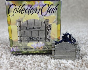 Longaberger 2000 Collectors Club Cottage Gate Hinged Tie-On Lapel Pin with Box