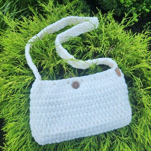Vanilla CrossBody Bag