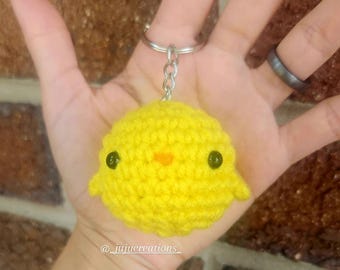 Baby Chick Keychain: Small Chicken Charm