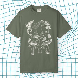 Mushroom Fern vintage cottagecore T-shirt Comfort Colors, Retro style botanical aesthetic tee, Nature Forest T-shirt, Gardening plant tee