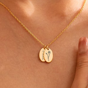 Personalized Birth Flower Necklace, Custom Family Name Necklace, Engraving Floral Necklace, Christmas Gifts for Mom, Birth Flower Jewelry