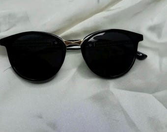 Black Frame Designer Sunglasses, Unisex UV400 Protection