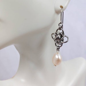 Edelstahl Knoten & Edelstein Ohrringe / Persephone Chainmaille Einheit Ohrringe
