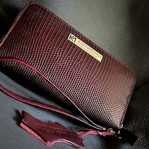Bolso de mano de lujo para mujer hecho a medida. Bolso de mano de cuero exótico. Cartera con cremallera de lujo hecha a mano de cuero de iguana genuino.