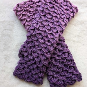 Elbow Length Dragon Scale Gloves, Crochet Pattern