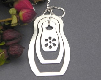 Russian Nesting Dolls Necklace - Matryoshka Babushka Dolls
