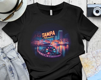 Maglietta Filmmaker Tampa maglietta troupe cinematografica maglietta produzione TV idea regalo per troupe cinematografica regalo per troupe televisiva produttore cinematografico bobina di pellicola maglietta unisex