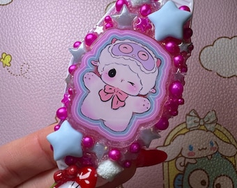 Kawaii Charm Motel Keychain: Bunny Sleepy