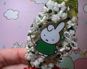 Kawaii Charm Motel Keychain: Miffy Lop Ear