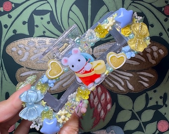 Kawaii Charm Large Hair Claw - School Marshmallow Calico Critter