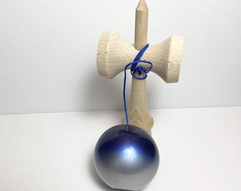 Kendama Balle bleue en bois Jouet classique japonais d'équilibrage Jouet en bois
