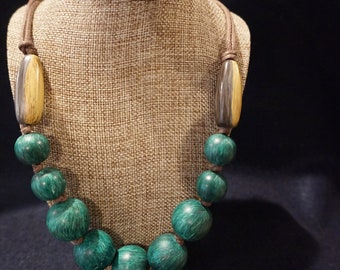 kenneth cole reaction necklace