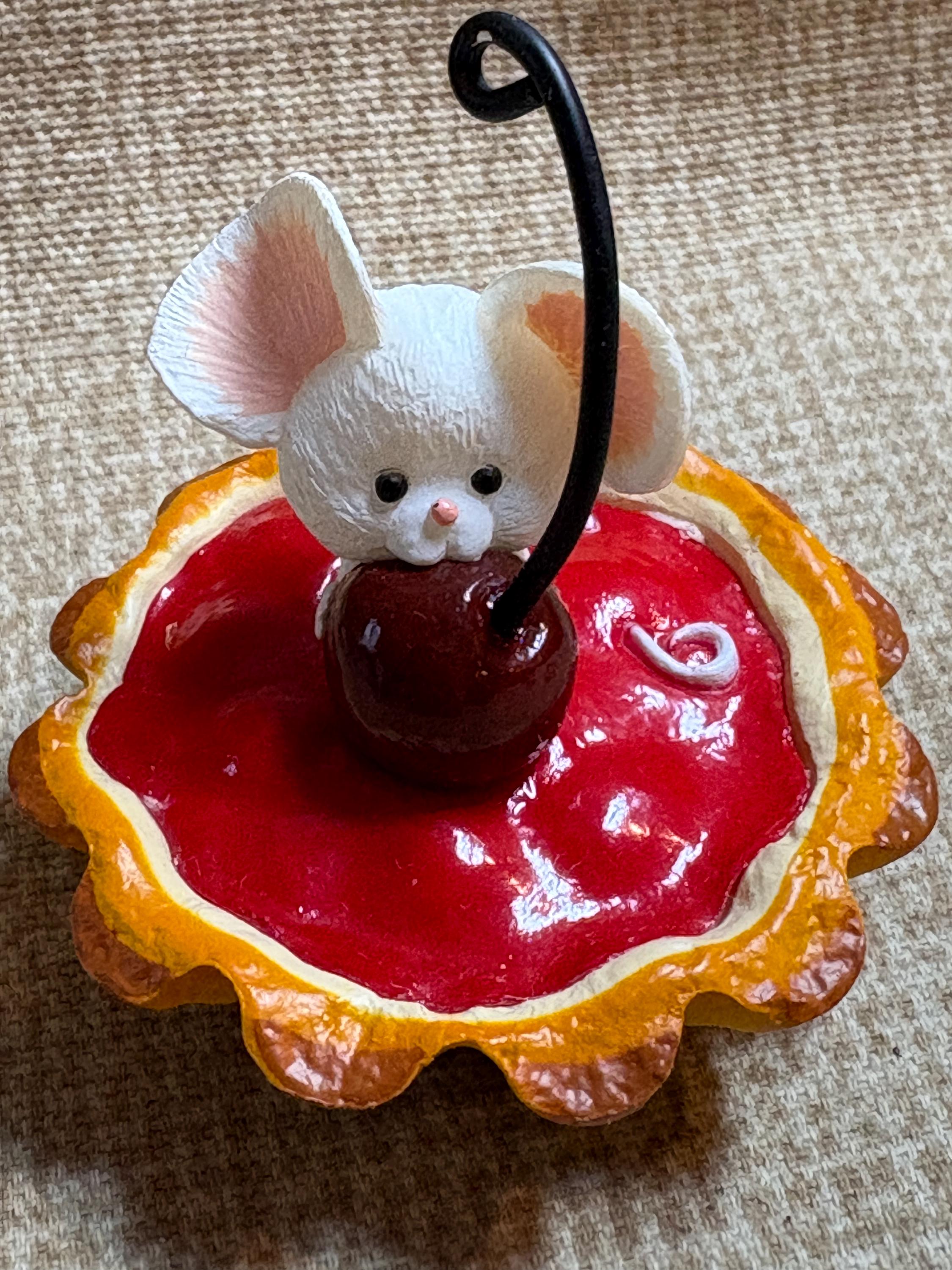 Vintage 1989 Hallmark Cherry Jubilee Mouse Ornament/cherry Pie
