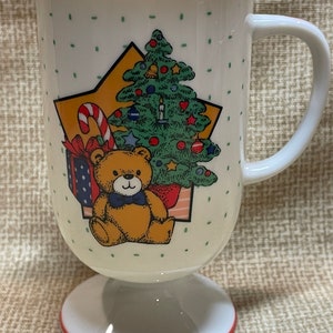 Vintage Teddy Bear Christmas Pedestal Mug/Made in Japan/Pedestal Teddy Bear Mug/Holiday Mug/Christmas Decor/Coffee Mug/Japan